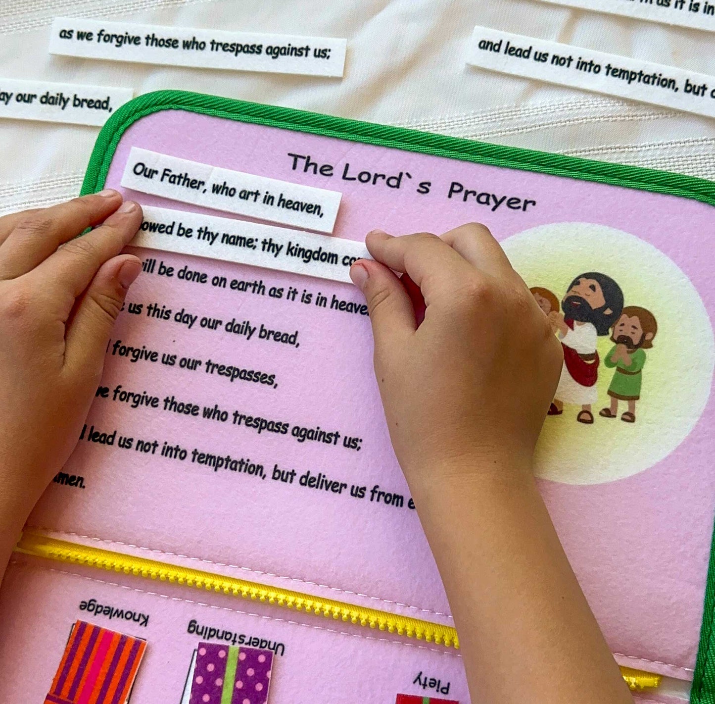 My Pray & Play Busy Book: A Quiet Felt Book - Saintly Heart