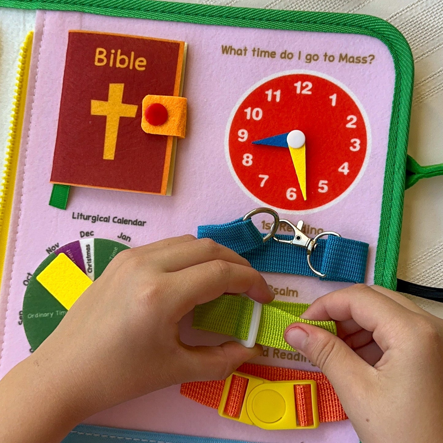 My Pray & Play Busy Book: A Quiet Felt Book - Saintly Heart