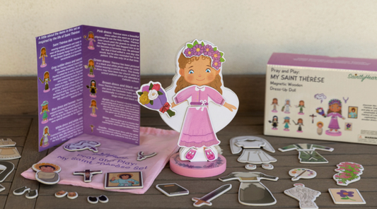 My Saint Thérèse, A magnetic wooden dress-up doll set - Saintly Heart