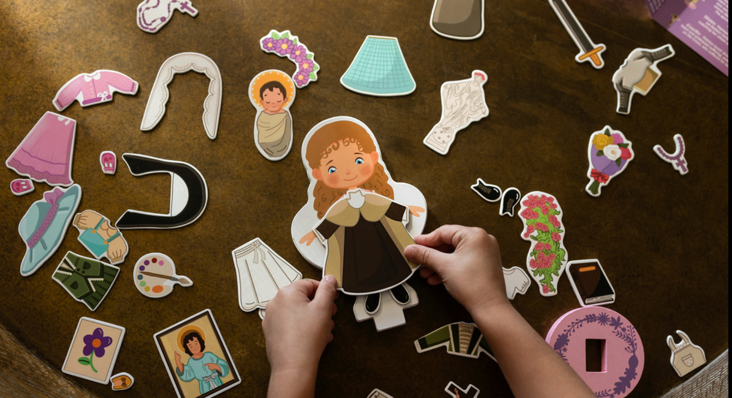 My Saint Thérèse, A magnetic wooden dress-up doll set - Saintly Heart