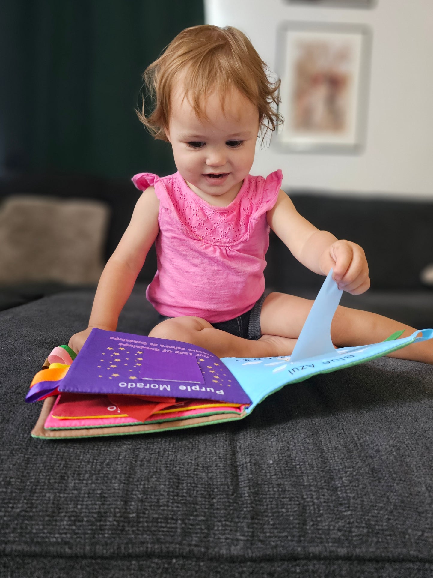 My First Mary Book: Colors / Mi primer libro de la Virgen María: Los Colores (An English–Spanish Bilingual Cloth Book)